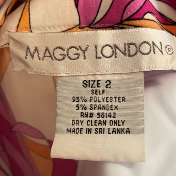Maggie London Shift Dress - Picture 4 of 5